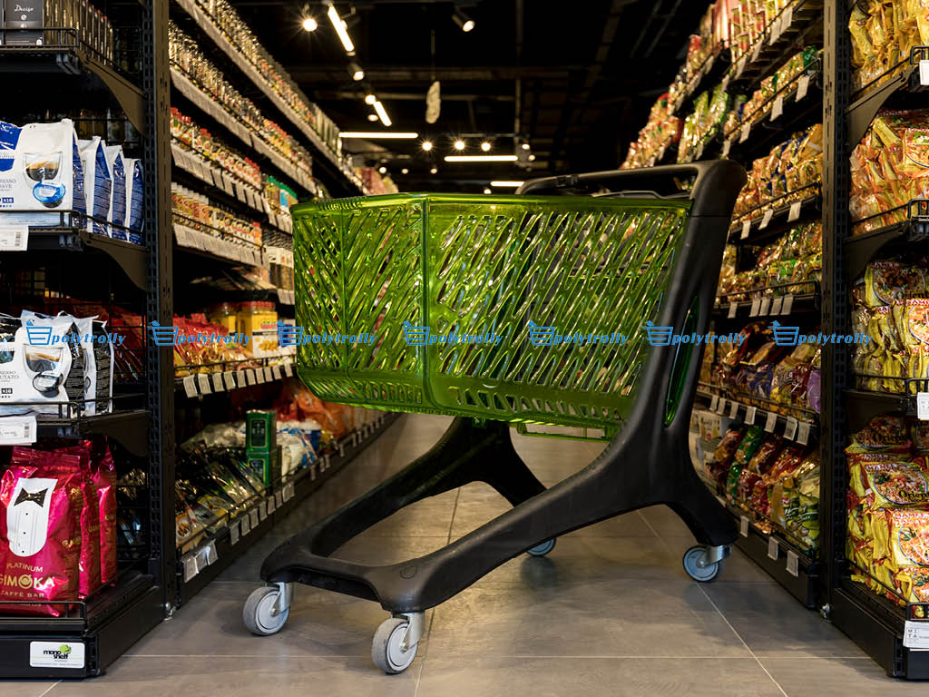 What are the advantages of a plastic shopping cart?